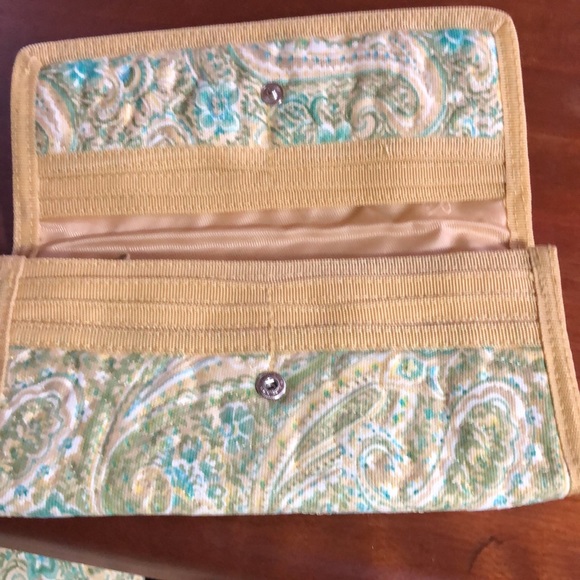 Wallet & bag!!Donna Sharp cross body shoulder bag with matching wallet. NWT. - Picture 5 of 6